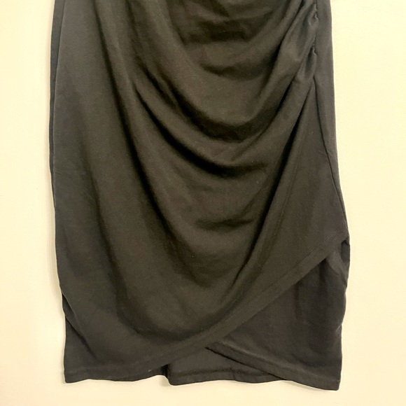 Ruched Body-Con Sleeveless Dress by Leith - Picture 3 of 7